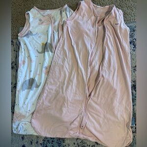🎊Baby Items SALE! 🎊 Pair of 12-18mo Sleep Sacks